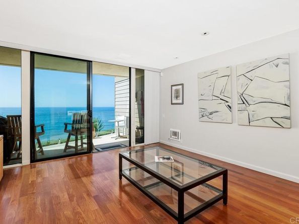 369 W I Street, Encinitas CA 92024