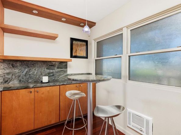 369 W I Street, Encinitas CA 92024