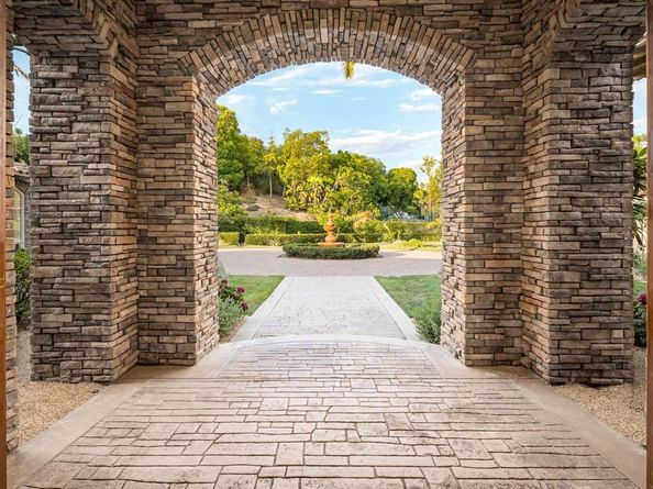 6868 Spyglass Lane, Rancho Santa Fe CA 92067