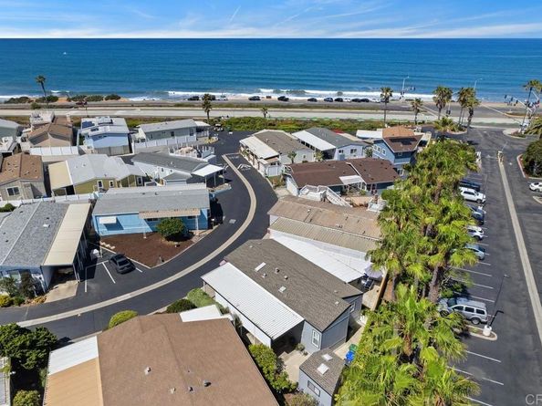 6494 Friendly Place, Carlsbad CA 92011