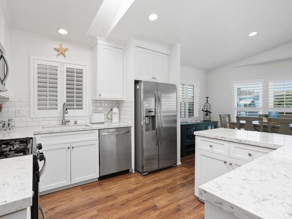 6494 Friendly Place, Carlsbad CA 92011