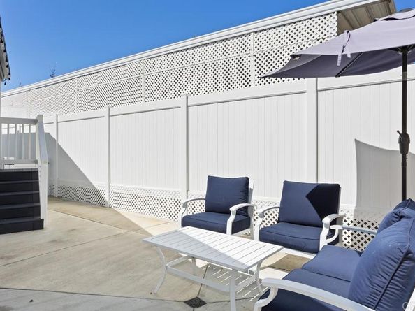 6494 Friendly Place, Carlsbad CA 92011