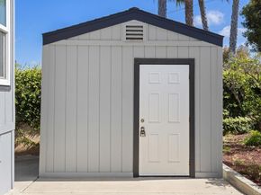 6494 Friendly Place, Carlsbad CA 92011