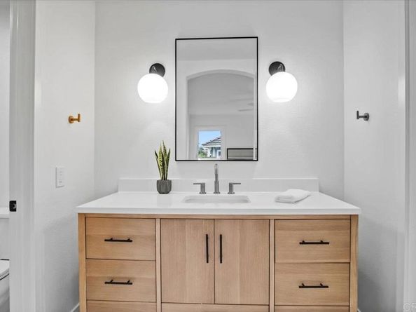 4735 Bryce Circle, Carlsbad CA 92008