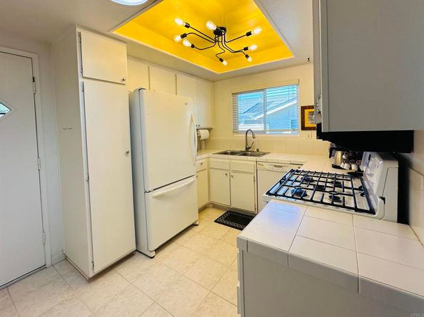 4320 Black Duck Way, Oceanside CA 92057