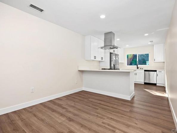 2839 Emerald Drive, Oceanside CA 92056