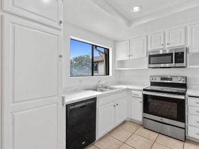 3458 Los Mochis Way, Oceanside CA 92056