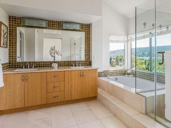 14136 Capewood Lane, San Diego CA 92128