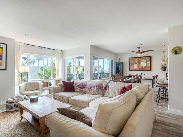 910 N Pacific Street 15, Oceanside CA 92054
