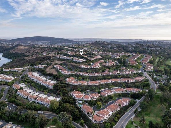 1203 Via Apuesto, San Marcos CA 92078