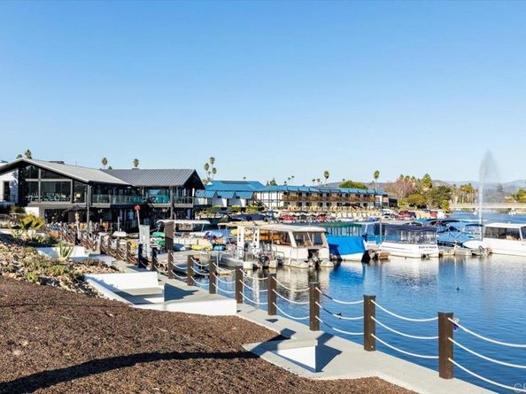 1203 Via Apuesto, San Marcos CA 92078