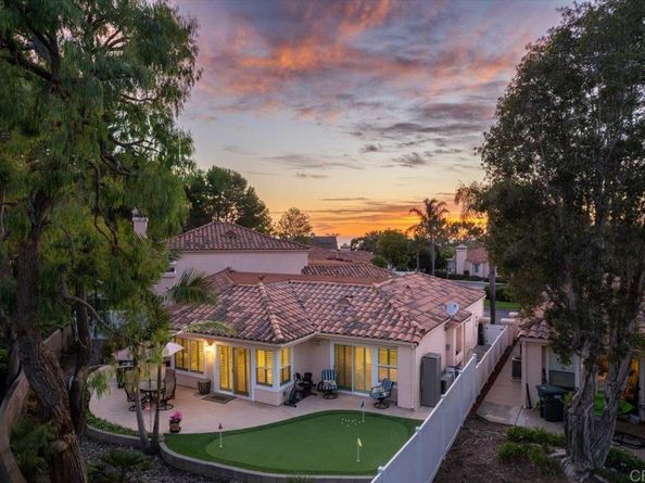 1203 Via Apuesto, San Marcos CA 92078