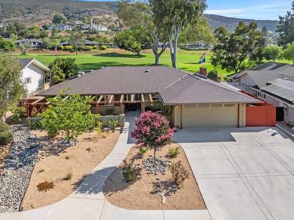 1239 San Julian Place, San Marcos CA 92078