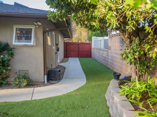 1239 San Julian Place, San Marcos CA 92078