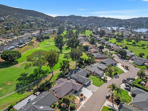 1239 San Julian Place, San Marcos CA 92078
