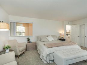 656 Westlake Street, Encinitas CA 92024