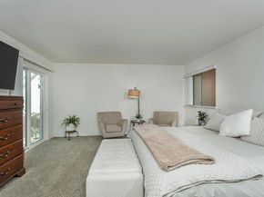 656 Westlake Street, Encinitas CA 92024