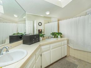 656 Westlake Street, Encinitas CA 92024
