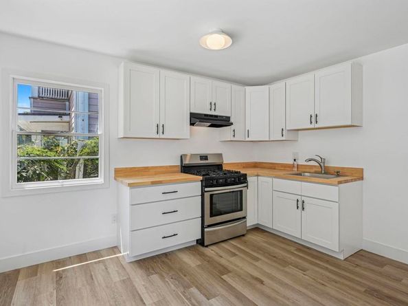 1936 38 Broadway, San Diego CA 92102