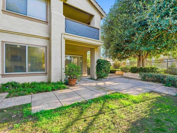 63 Encantado Canyon, Rancho Santa Margarita CA 92688