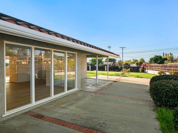 1940 Willowbrook Court, El Cajon CA 92019