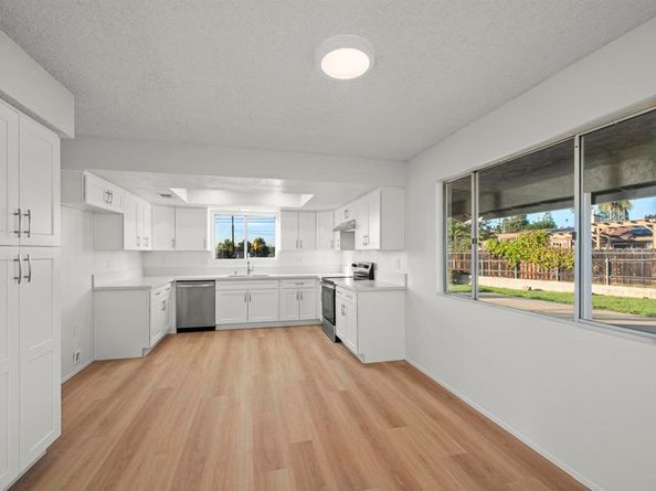 1940 Willowbrook Court, El Cajon CA 92019