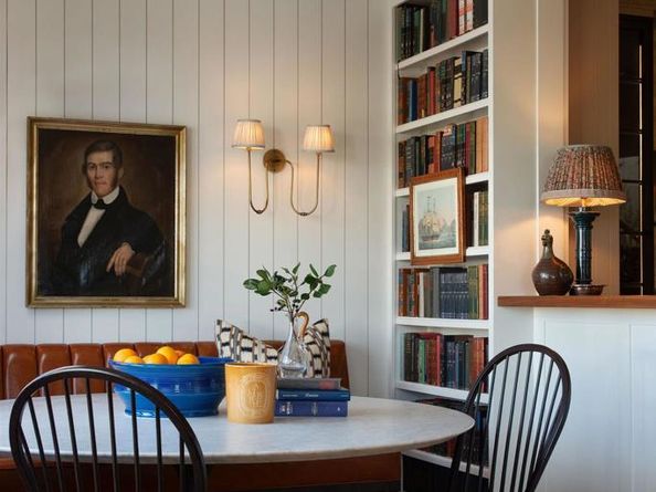 5735 Dolphin Place, La Jolla CA 92037