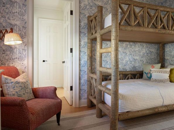 5735 Dolphin Place, La Jolla CA 92037