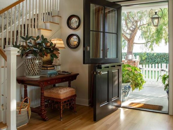 5735 Dolphin Place, La Jolla CA 92037