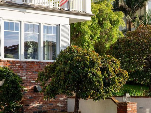 5735 Dolphin Place, La Jolla CA 92037