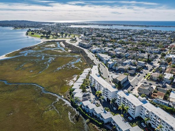 3991 Crown Point Drive P13, San Diego CA 92109