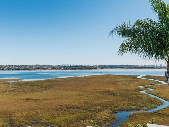 3991 Crown Point Drive P13, San Diego CA 92109