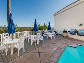 3991 Crown Point Drive P13, San Diego CA 92109