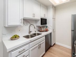 3991 Crown Point Drive P13, San Diego CA 92109