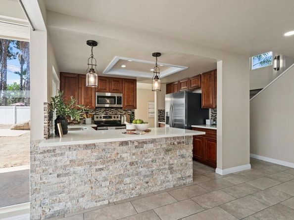 1401 Corte Rapallo, Escondido CA 92026