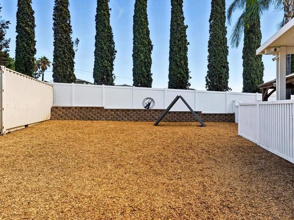 1401 Corte Rapallo, Escondido CA 92026