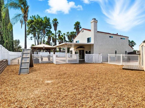 1401 Corte Rapallo, Escondido CA 92026
