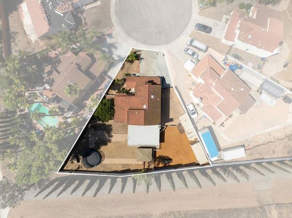 1401 Corte Rapallo, Escondido CA 92026