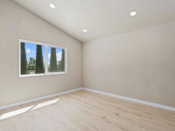 1401 Corte Rapallo, Escondido CA 92026