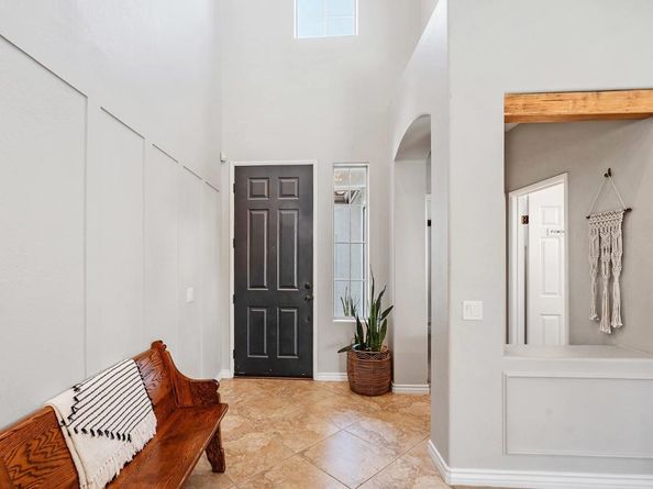 561 Chesterfield Circle, San Marcos CA 92069