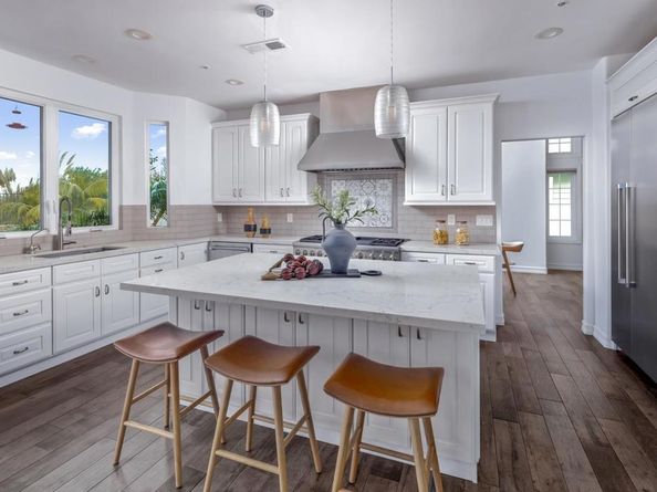608 Crest Drive, Encinitas CA 92024