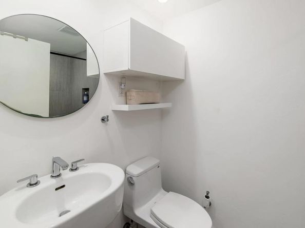 7323 Calle Luna, Carlsbad CA 92009