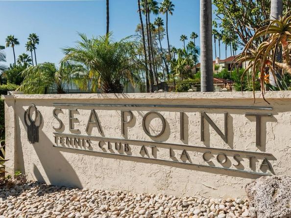 7323 Calle Luna, Carlsbad CA 92009