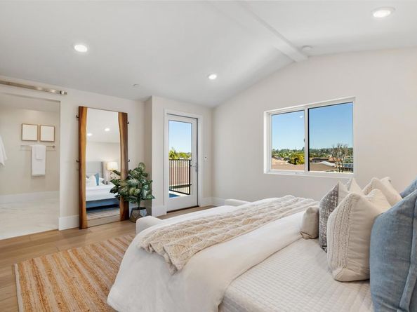 320 Chinquapin Avenue, Carlsbad CA 92008