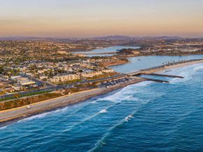 320 Chinquapin Avenue, Carlsbad CA 92008