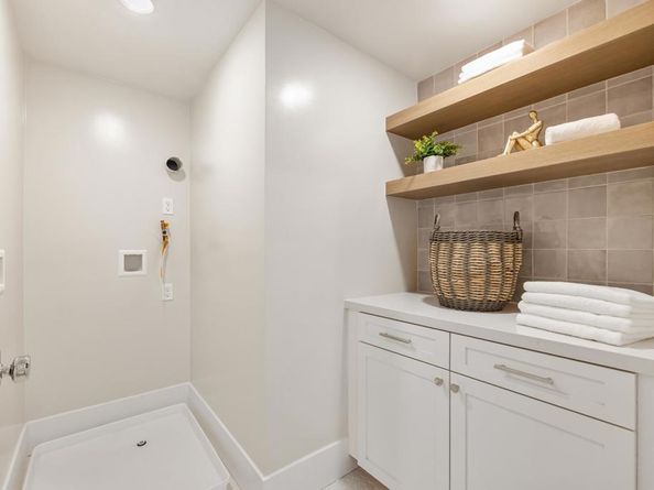 320 Chinquapin Avenue, Carlsbad CA 92008