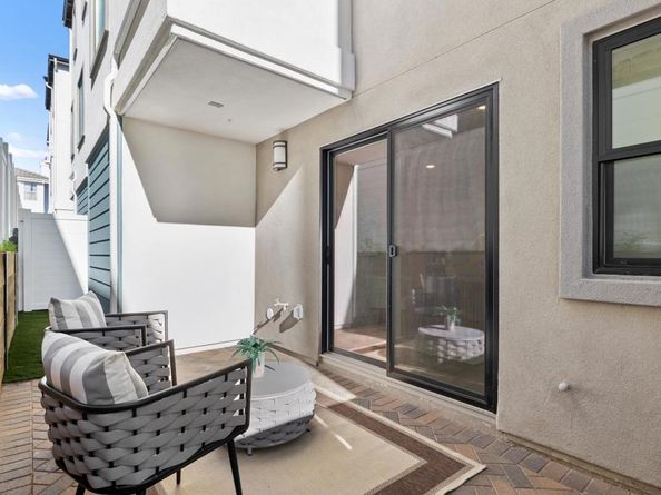 320 Chinquapin Avenue, Carlsbad CA 92008