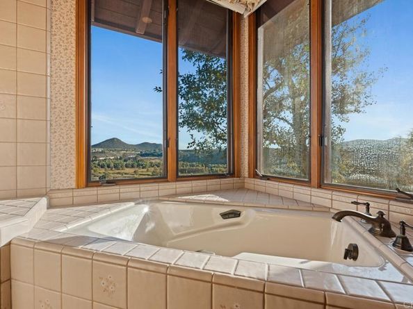 3652 Monte Real, Escondido CA 92029