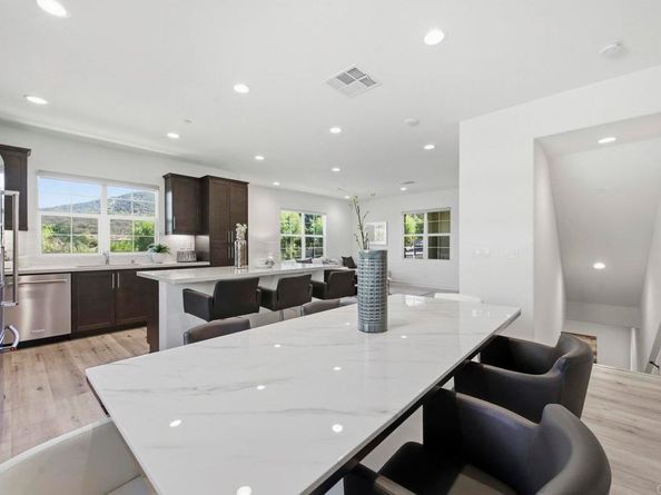 892 Slate Street, San Marcos CA 92078