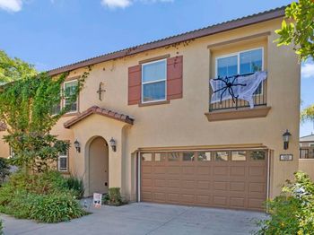 560 Moonlight Drive